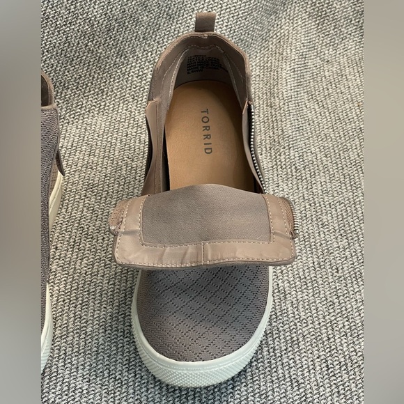 Torrid Beige Wedges with Stylish Comfort - Picture 10 of 16